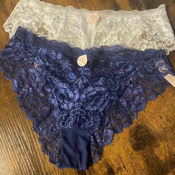 🎀4/$25🎀 New with tags: Rose + Vine Cheeky Panties - Picture 1 of 1
